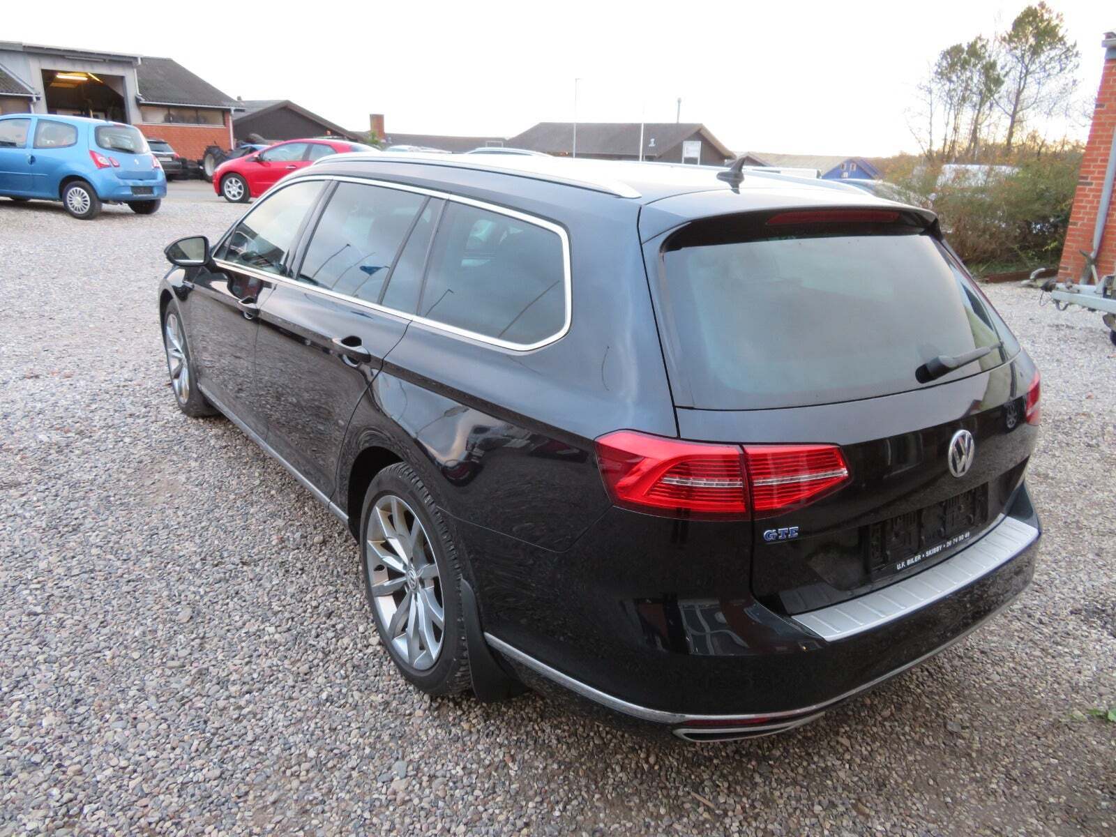 Sort VW Passat fra 2018