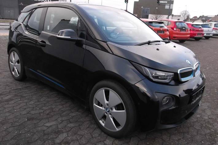 Sort BMW i3 fra 2016