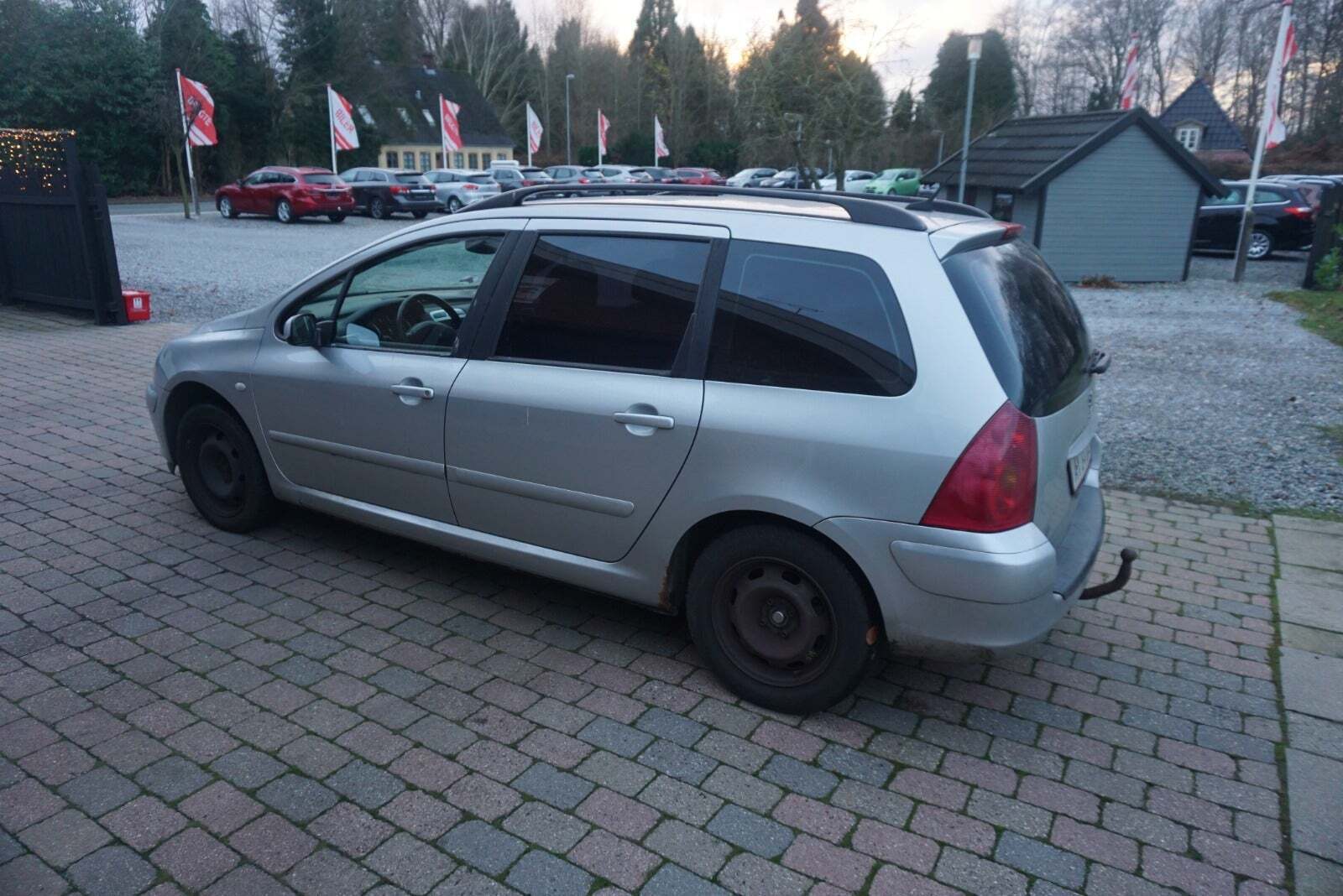 Grå Peugeot 307 fra 2005