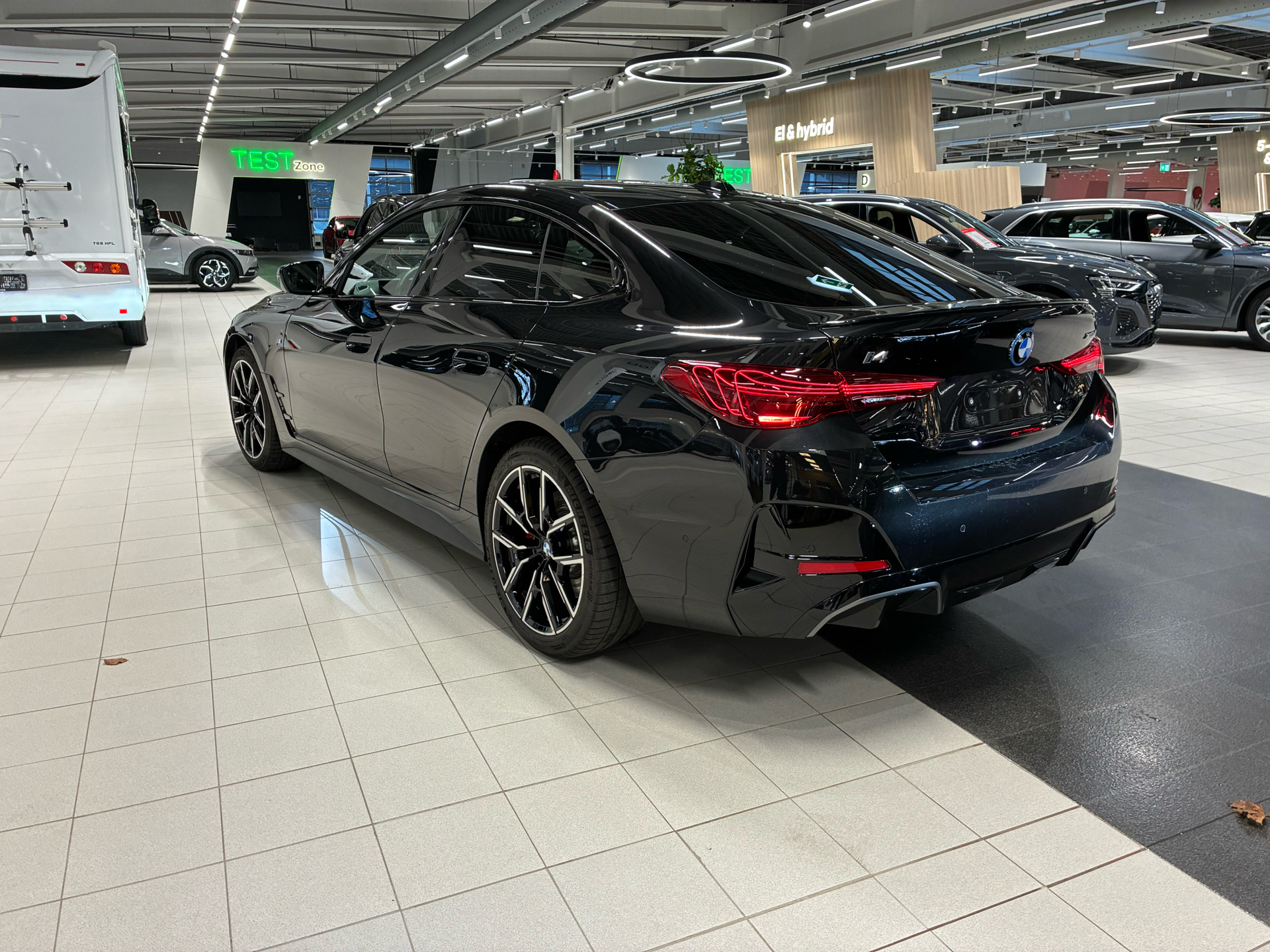 BMW i4 xDrive40 Gran Coupé EL M-Sport 4x4 401HK 5d Aut.