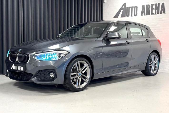 Grå BMW 118d fra 2018 set udefra