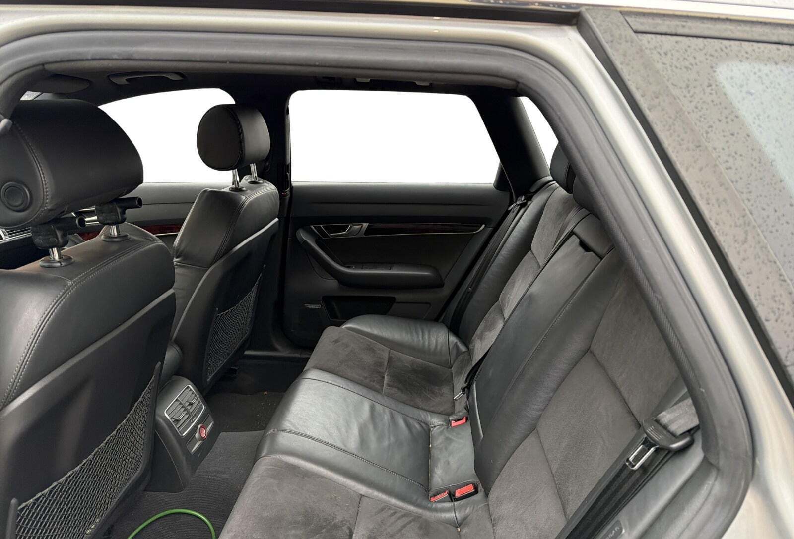 Audi A6 4,2 V8 Avant quattro Tiptr.