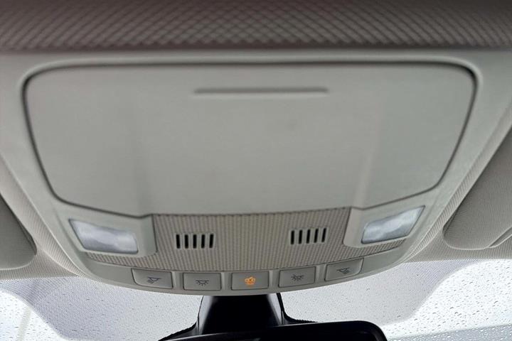 Grøn Ford Mondeo fra 2017