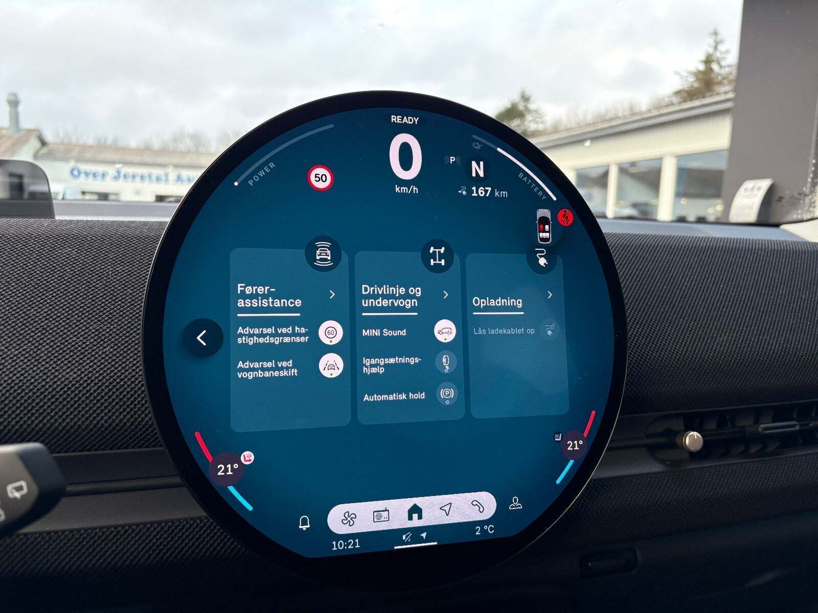 Hvid Mini Aceman E fra 2025