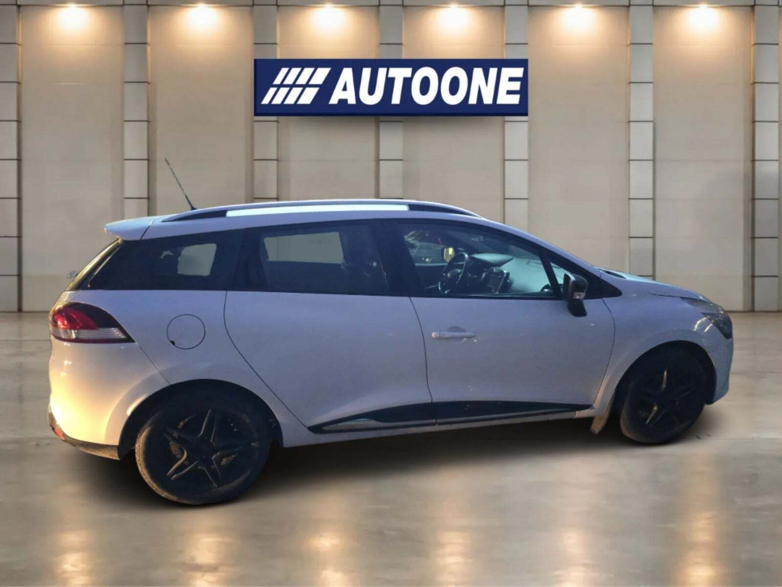 Renault Clio IV 0,9 TCe 90 Expression Sport Tourer