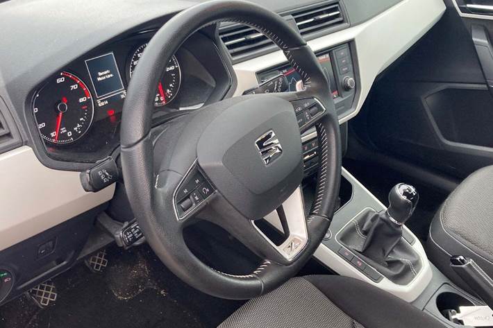 undefined Seat Arona fra 2020