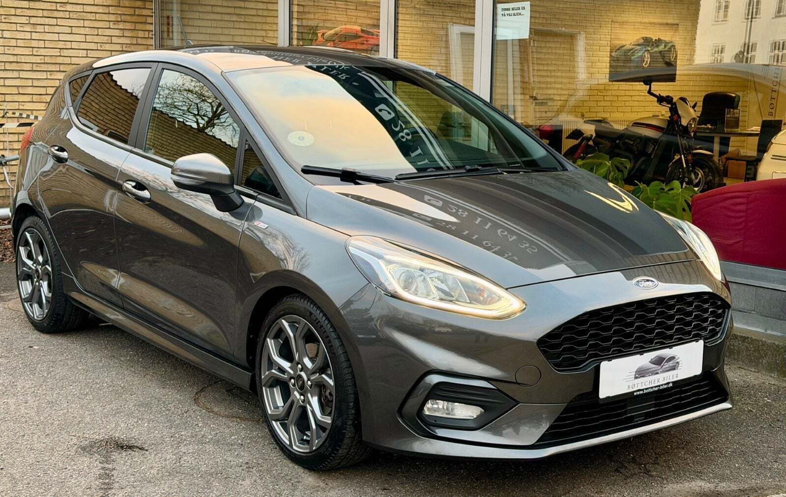 Ford Fiesta 1,0 EcoBoost mHEV ST-Line