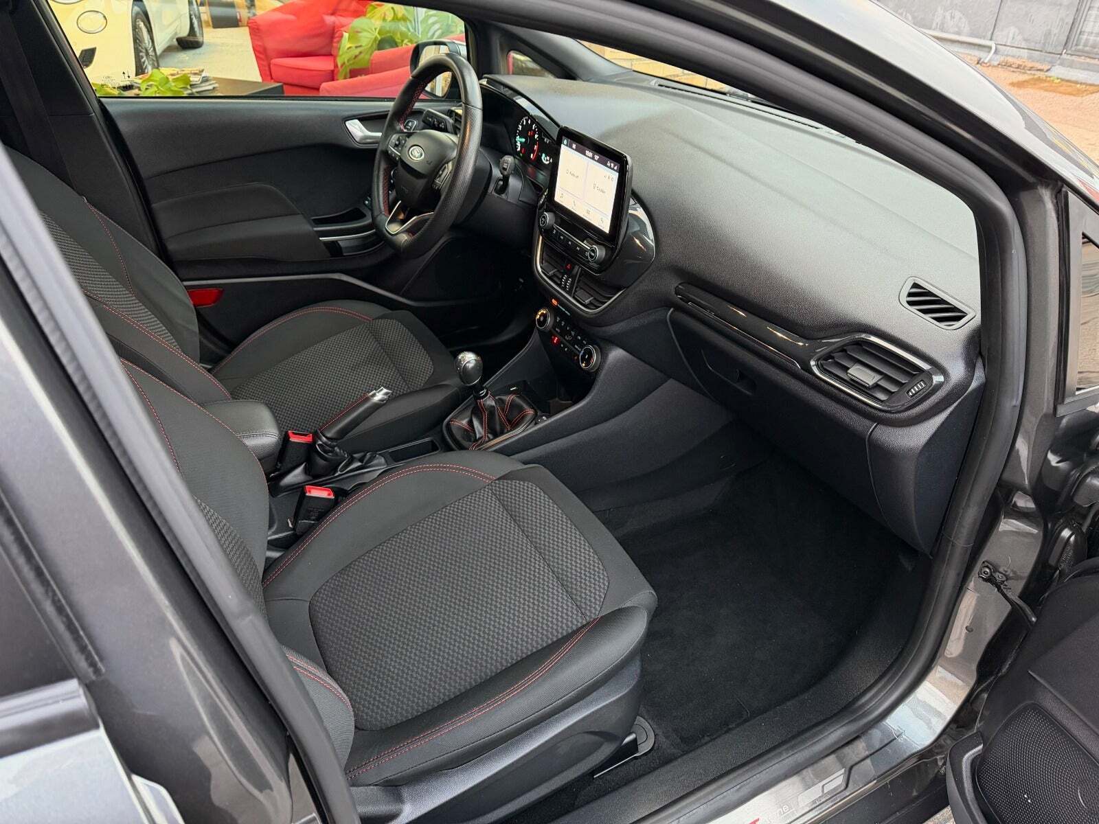 Ford Fiesta 1,0 EcoBoost mHEV ST-Line