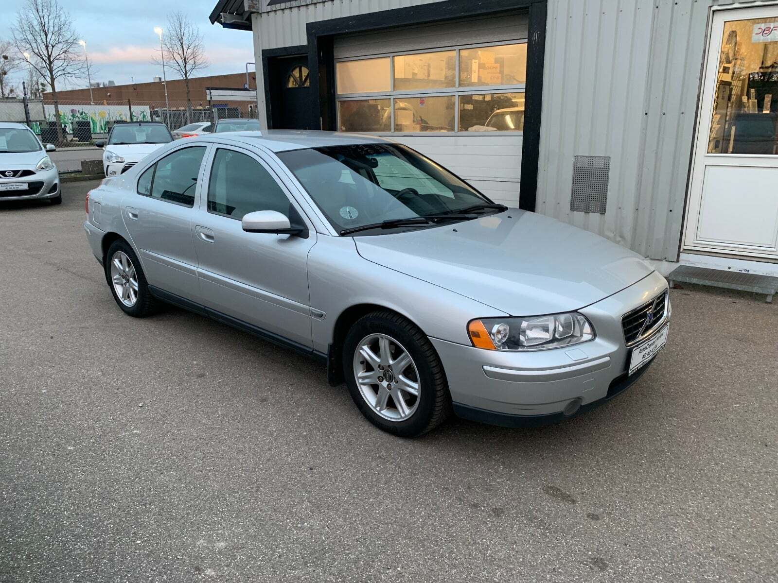 Sølv Volvo S60 fra 2006