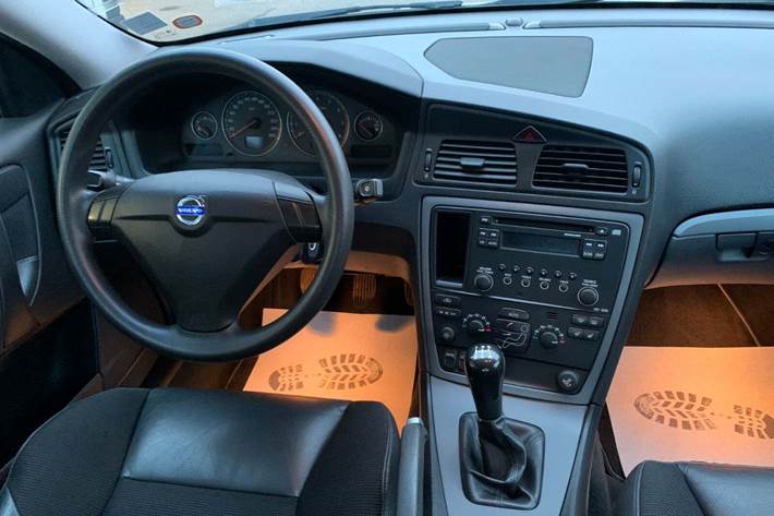 Sølv Volvo S60 fra 2006