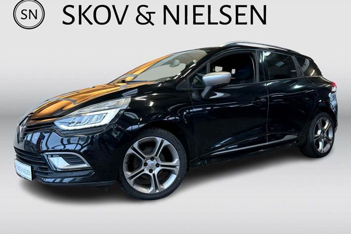 Sort Renault Clio IV fra 2017 set udefra