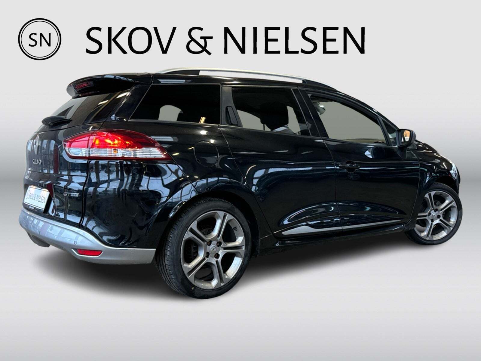 Sort Renault Clio IV fra 2017