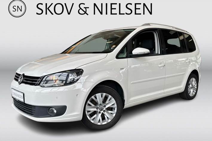 undefined VW Touran fra 2013 set udefra