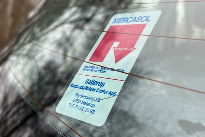 Hvid Mazda 2 fra 2012