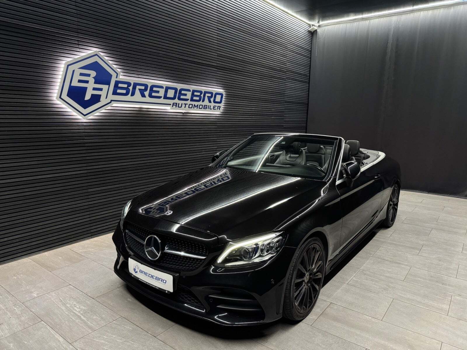 Mercedes C200 1,5 AMG Line Cabriolet aut.