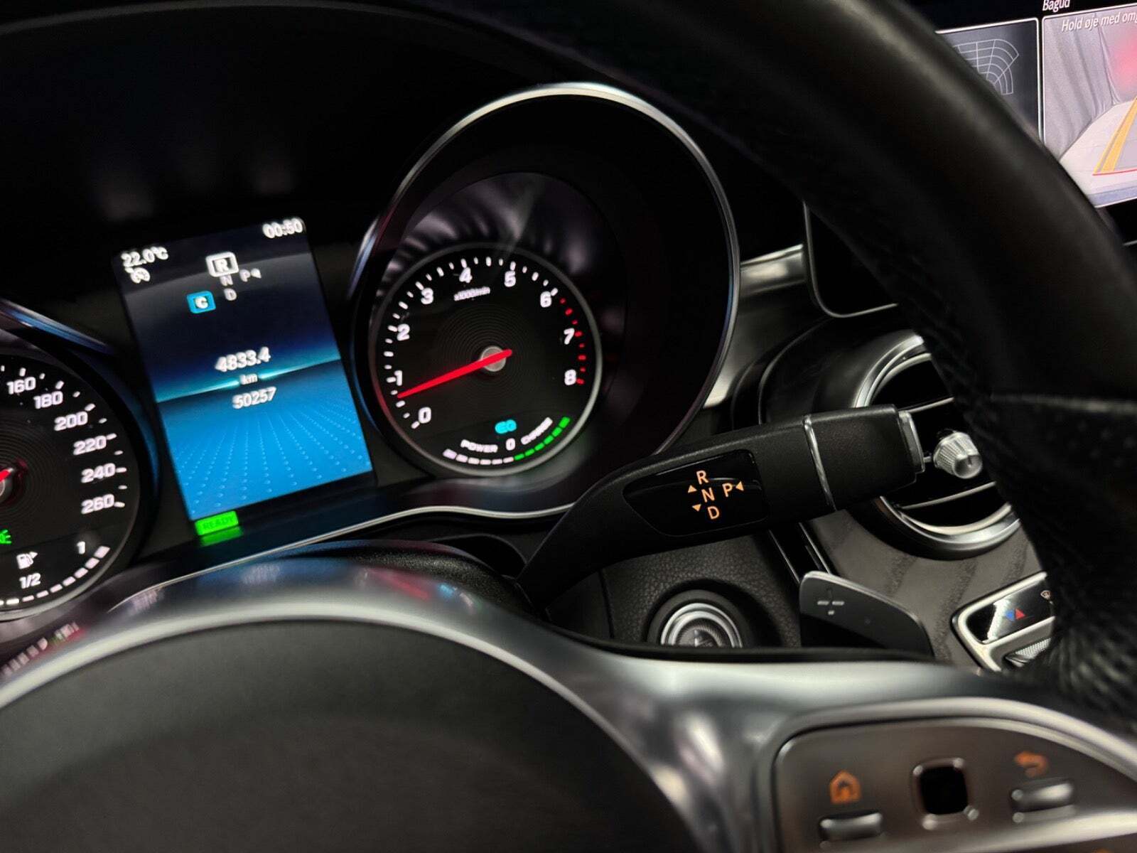 Sort Mercedes C200 fra 2019