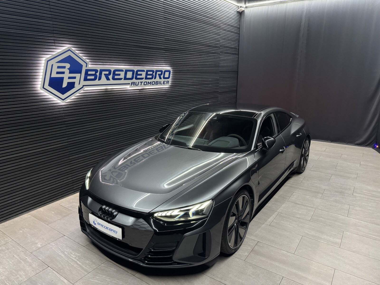 Audi RS e-tron GT quattro