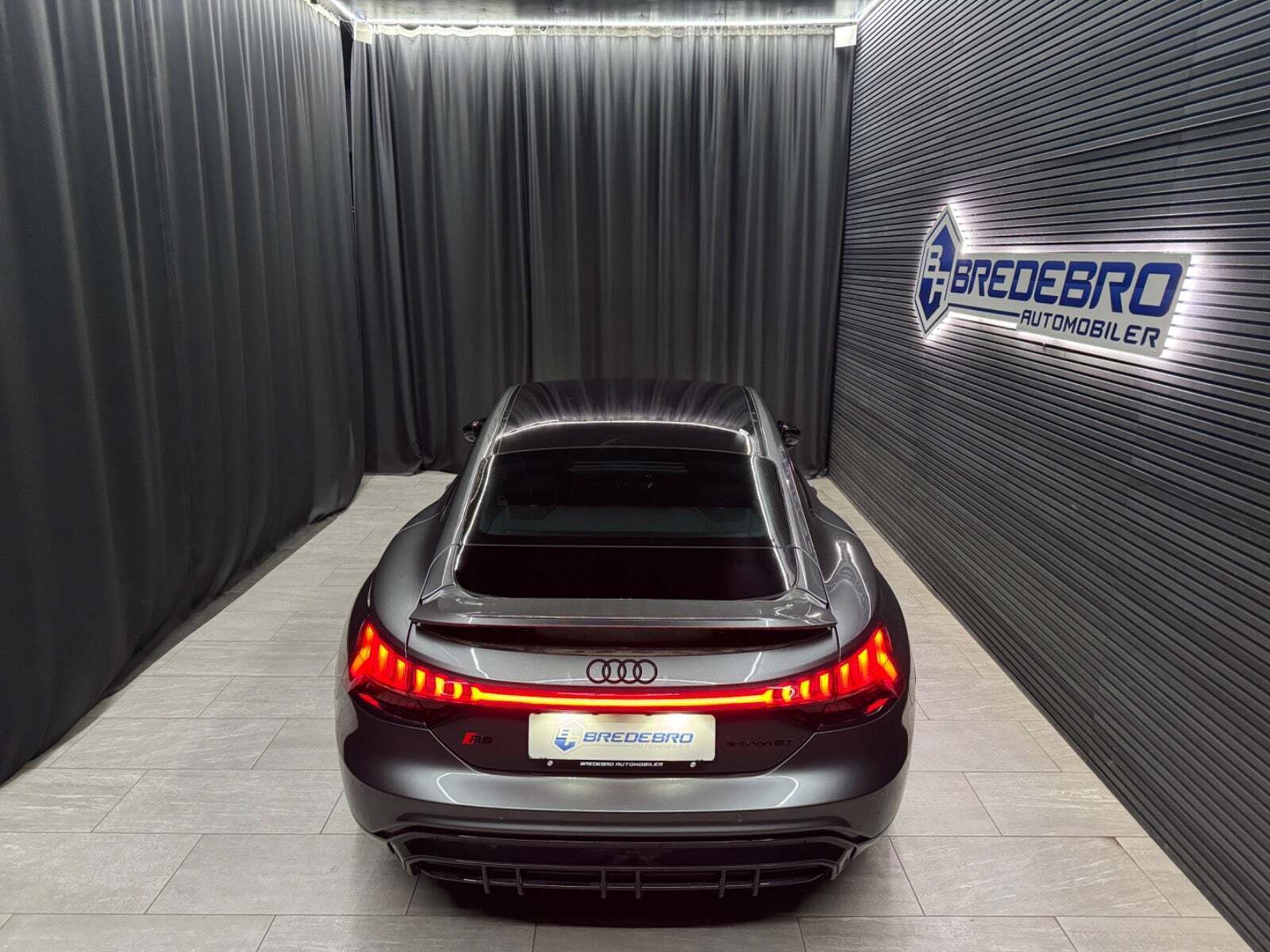 Audi RS e-tron GT quattro