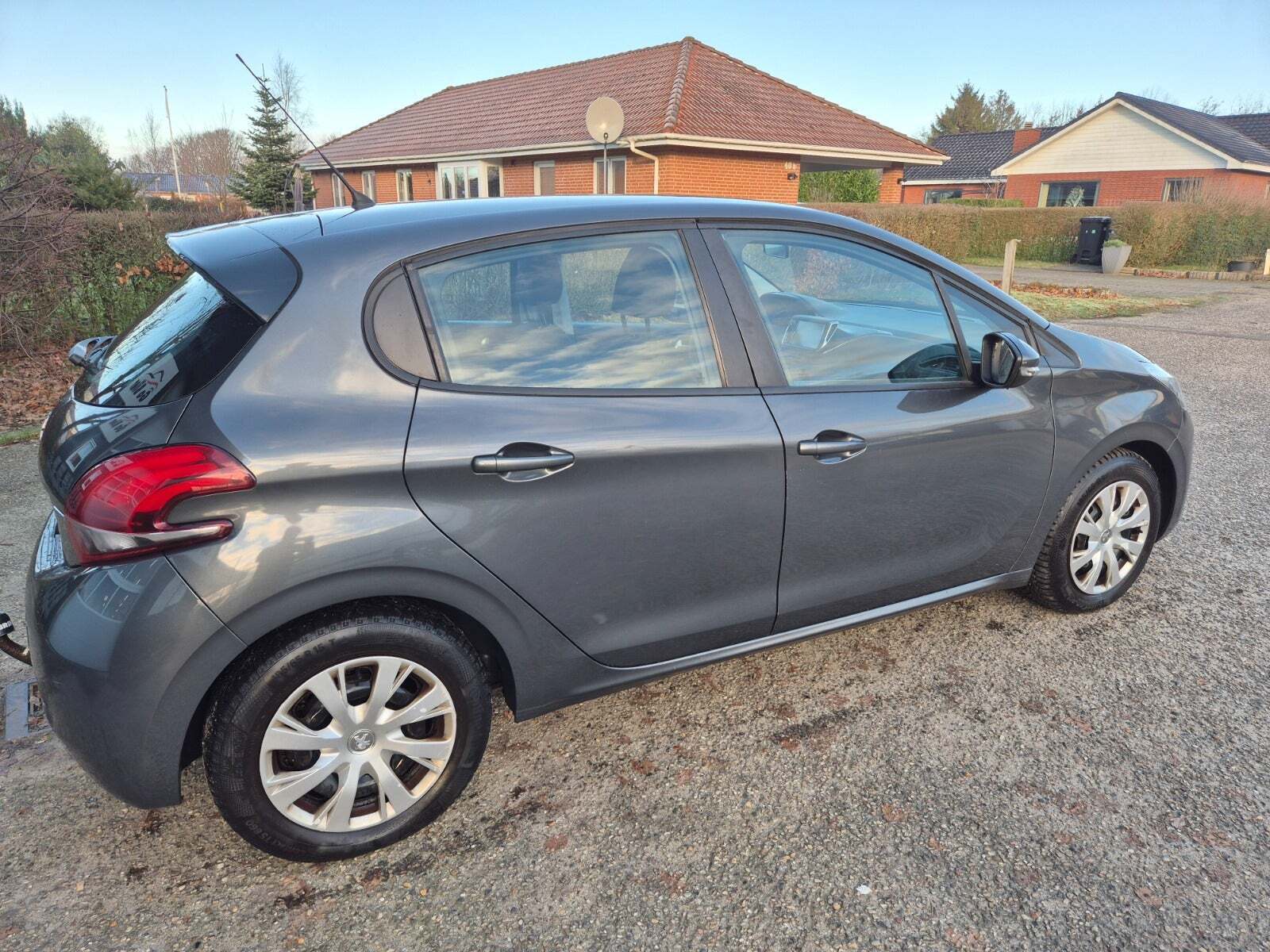 Peugeot 208 1,6 BlueHDi 100 Active