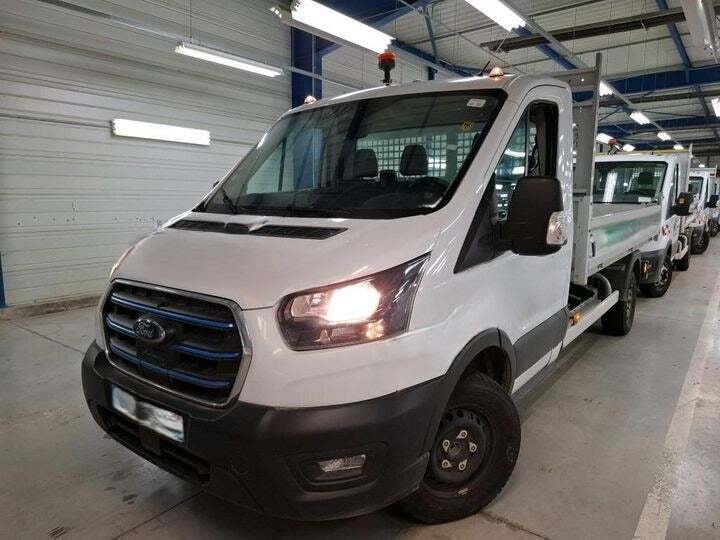 Ford E-Transit 350 L3 Chassis 68 Trend H1 RWD