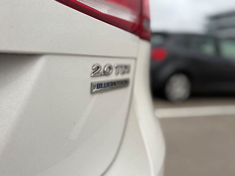 VW Passat 2,0 BLUEMOTION BMT sport