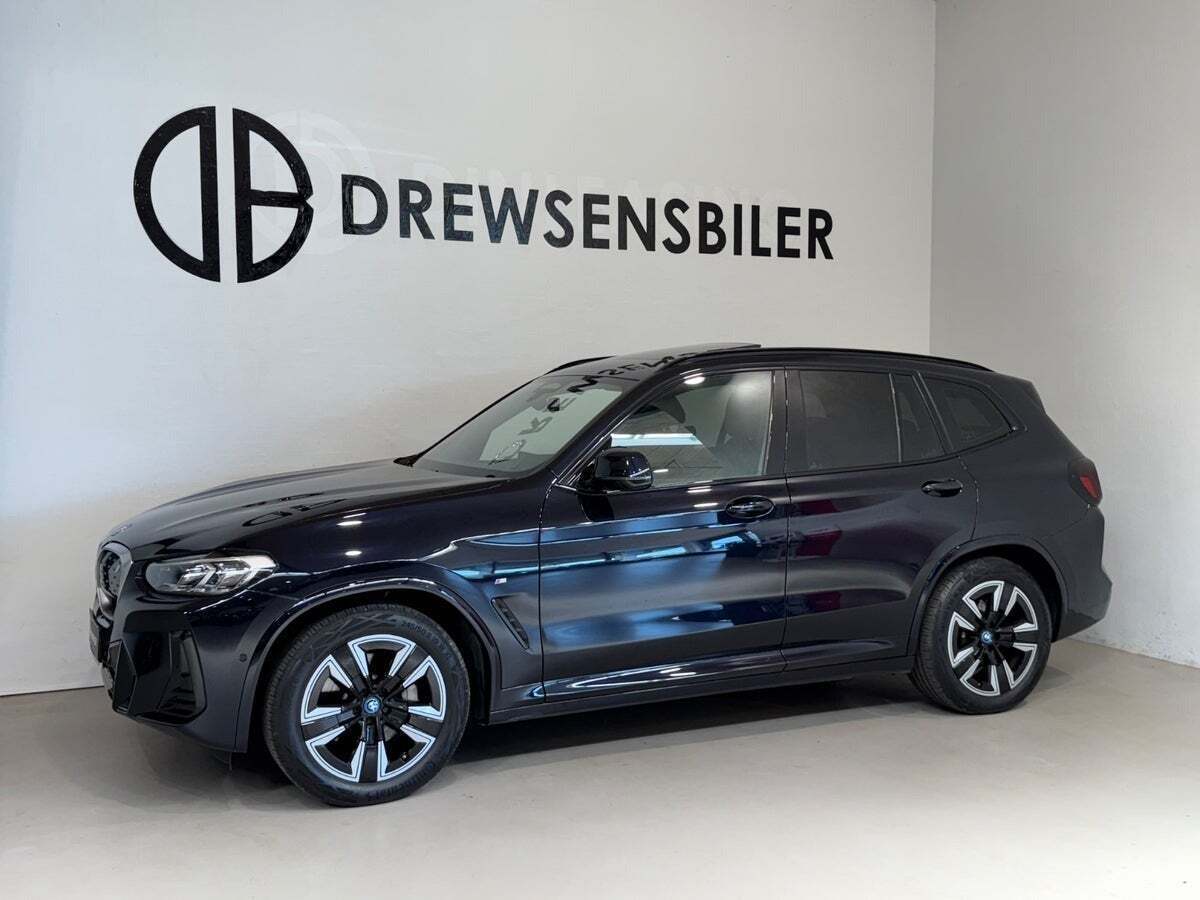 BMW iX3 Charged M-Sport