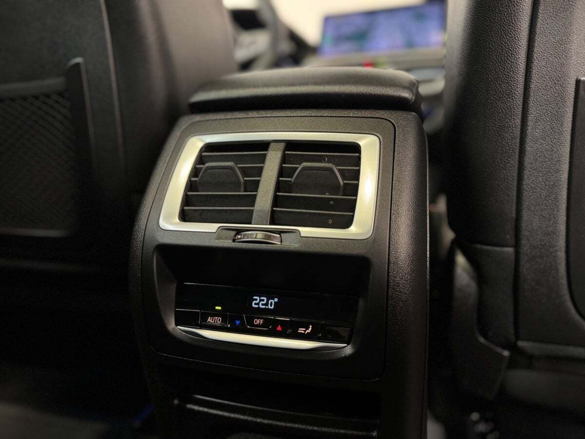 Sort BMW iX3 fra 2022