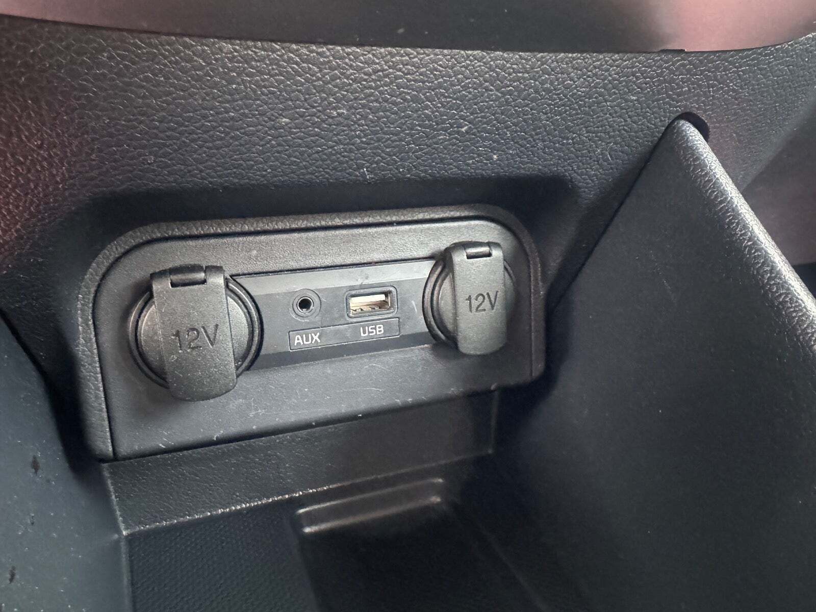 undefined Kia Rio fra 2015