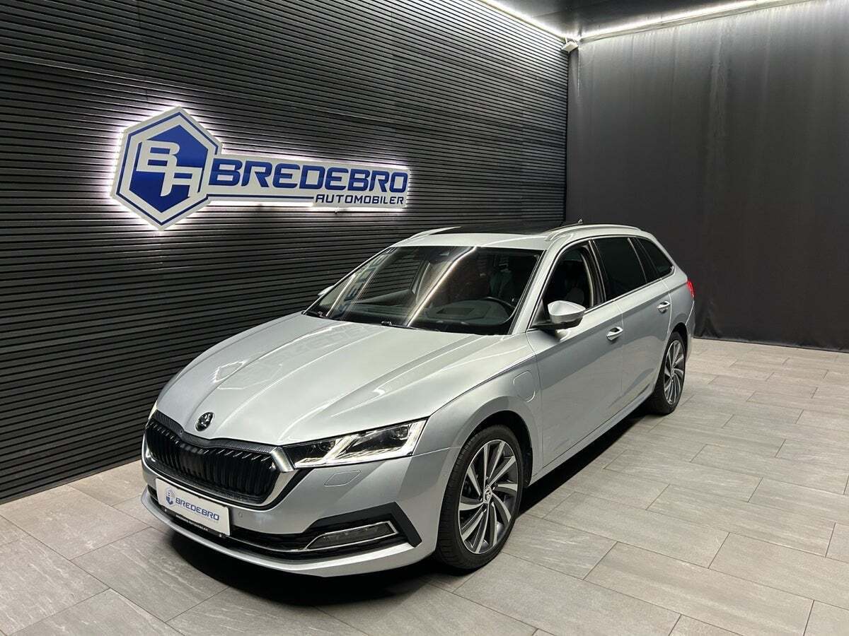 Skoda Octavia 1,4 TSi iV Sportline Combi DSG