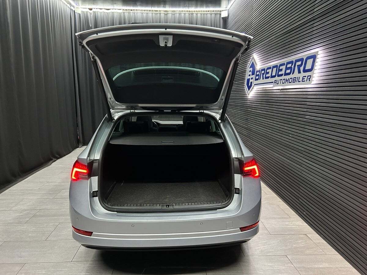 Skoda Octavia 1,4 TSi iV Sportline Combi DSG