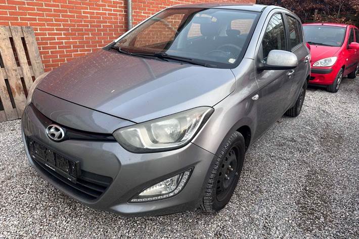 undefined Hyundai i20 fra 2013 set udefra