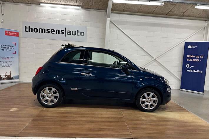 Blå Fiat 500C fra 2018