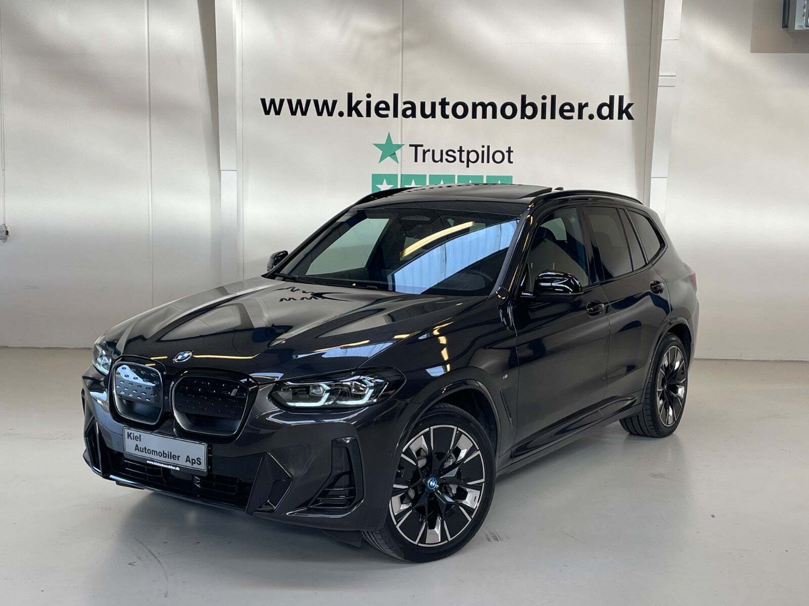 BMW iX3 Charged Plus M-Sport