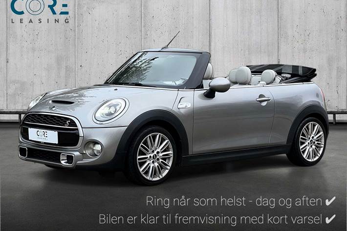 Sølv Mini Cooper S fra 2016 set udefra