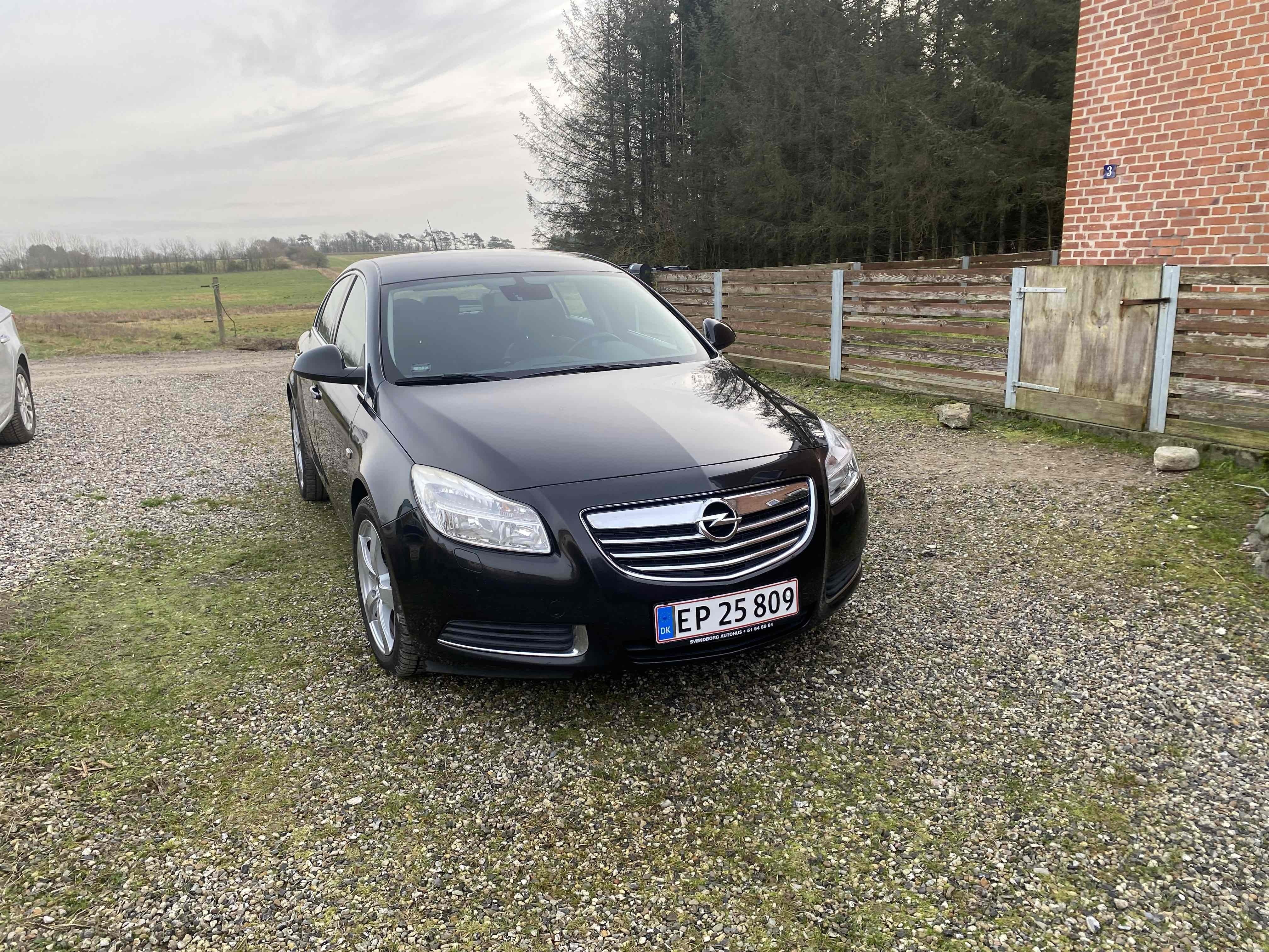 Opel Insignia 1,6 1,6 TURBO