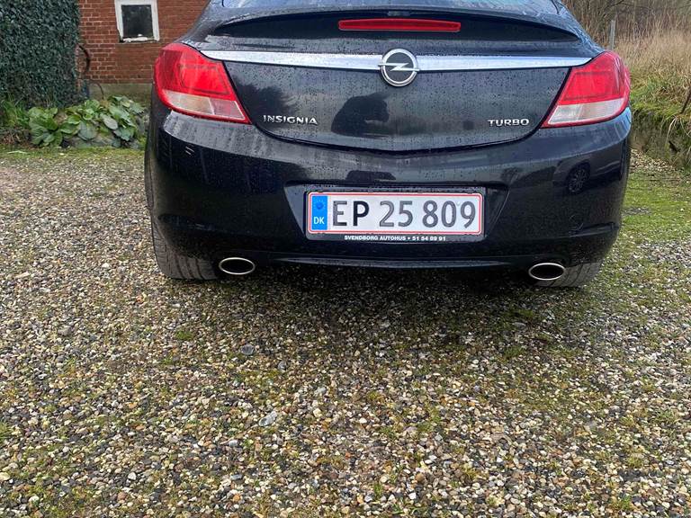 Opel Insignia 1,6 1,6 TURBO