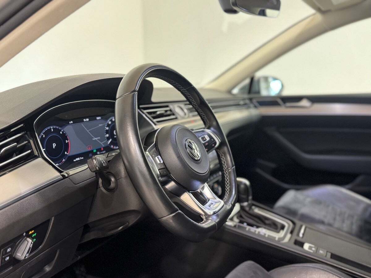 VW Passat 2,0 TDi 190 R-line DSG