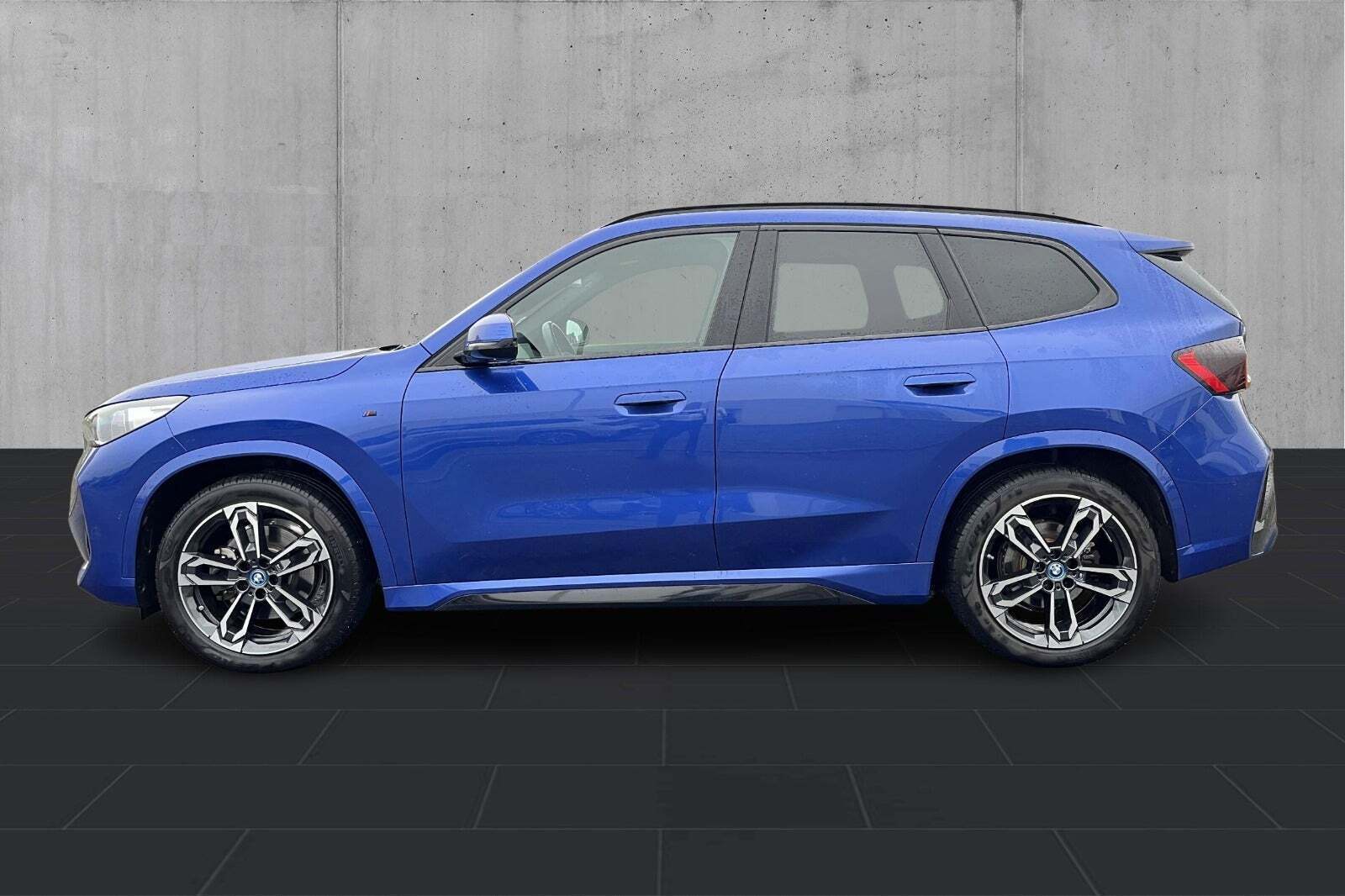 BMW iX1 xDrive30 M-Sport Premium