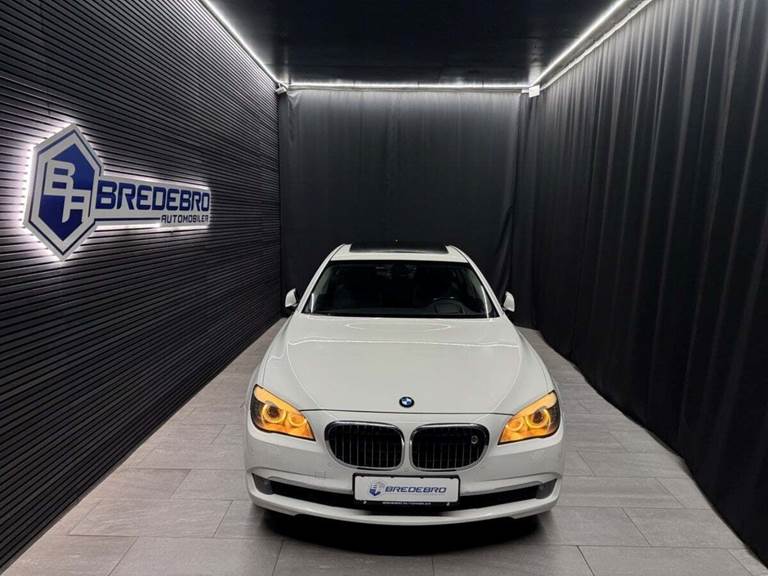 BMW 750i 4,4 xDrive Steptr.