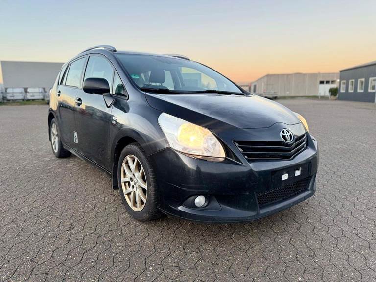 Toyota Sportsvan 2,2 D-CAT 150 T3+ aut.