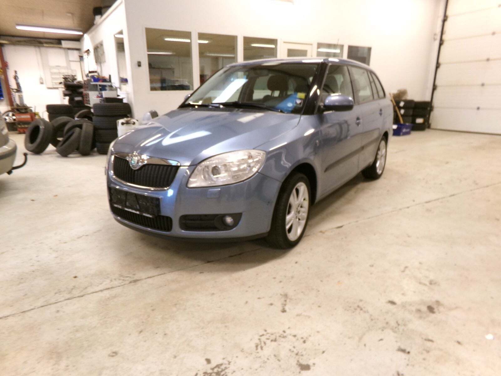 Skoda Fabia 1,4 16V Ambiente Combi