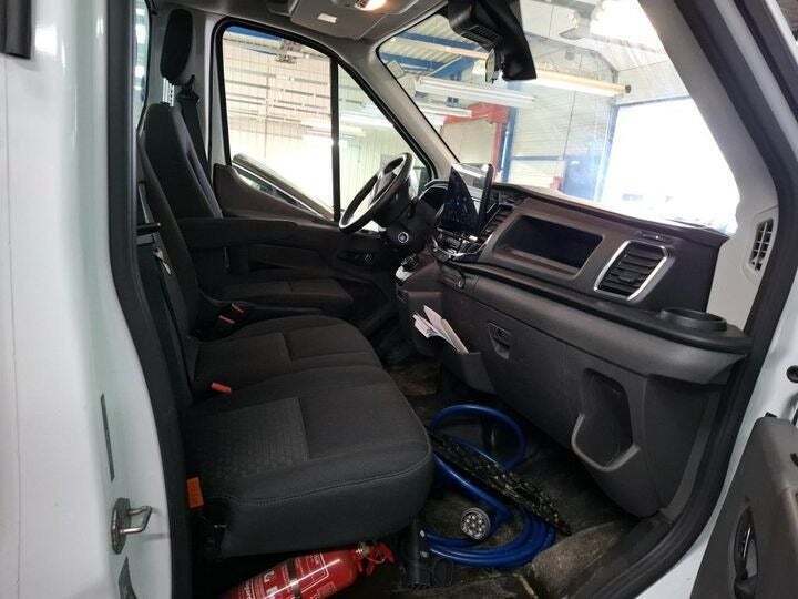 Ford E-Transit 350 L3 Chassis 68 Trend H1 RWD