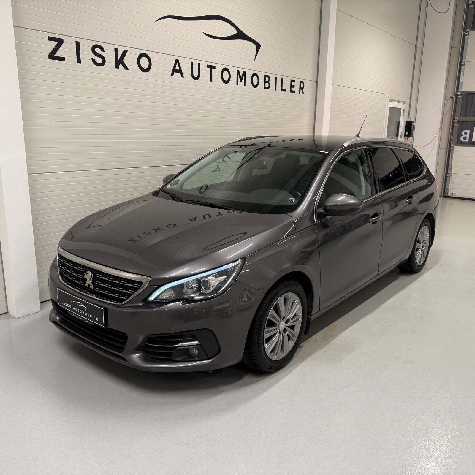 Peugeot 308 1,6 BlueHDi 120 Allure Sky