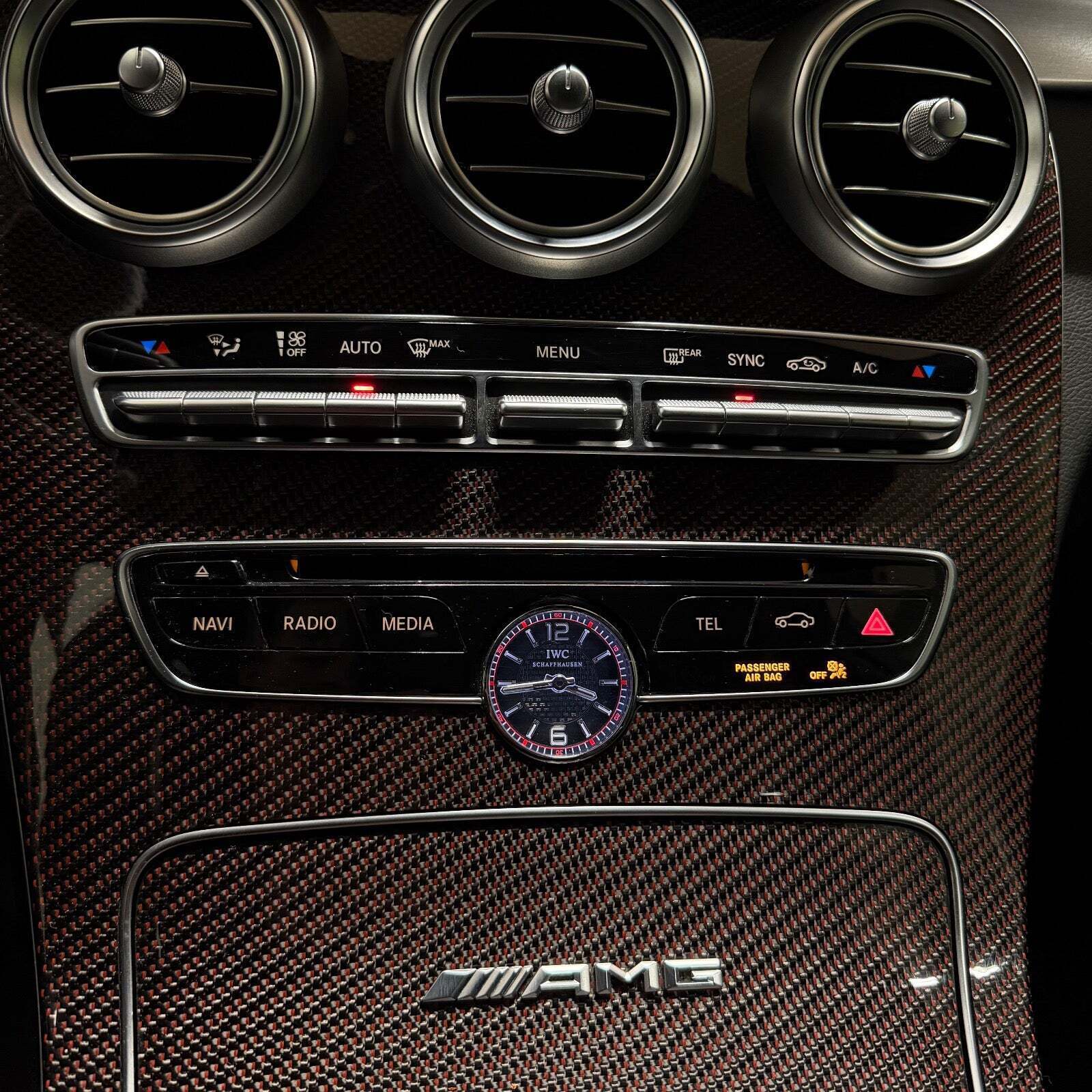 Hvid Mercedes C63 fra 2015