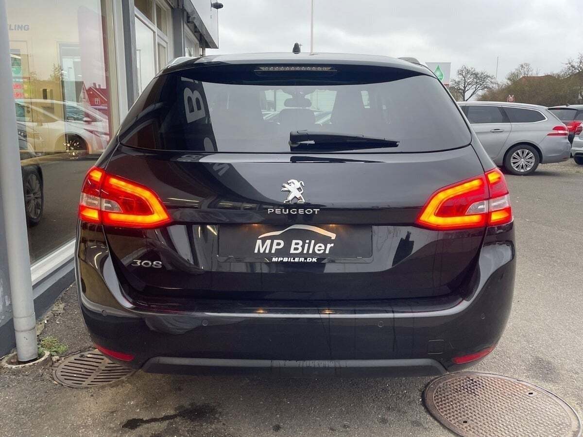 Peugeot 308 1,6 BlueHDi 120 Allure Sky SW