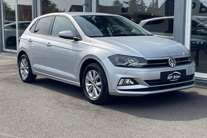Sølv VW Polo fra 2018