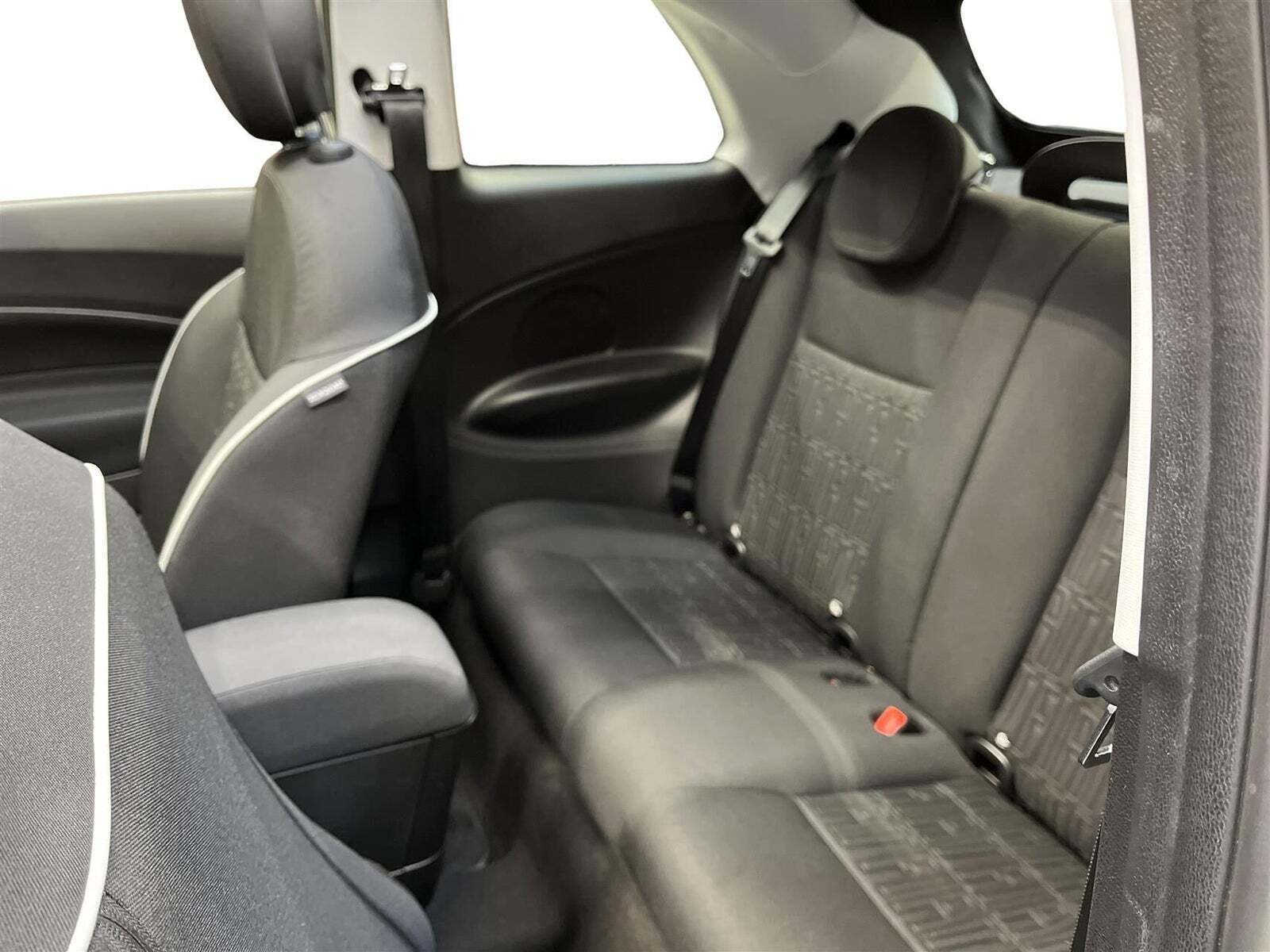 Fiat 500e 42 Icon Cabrio