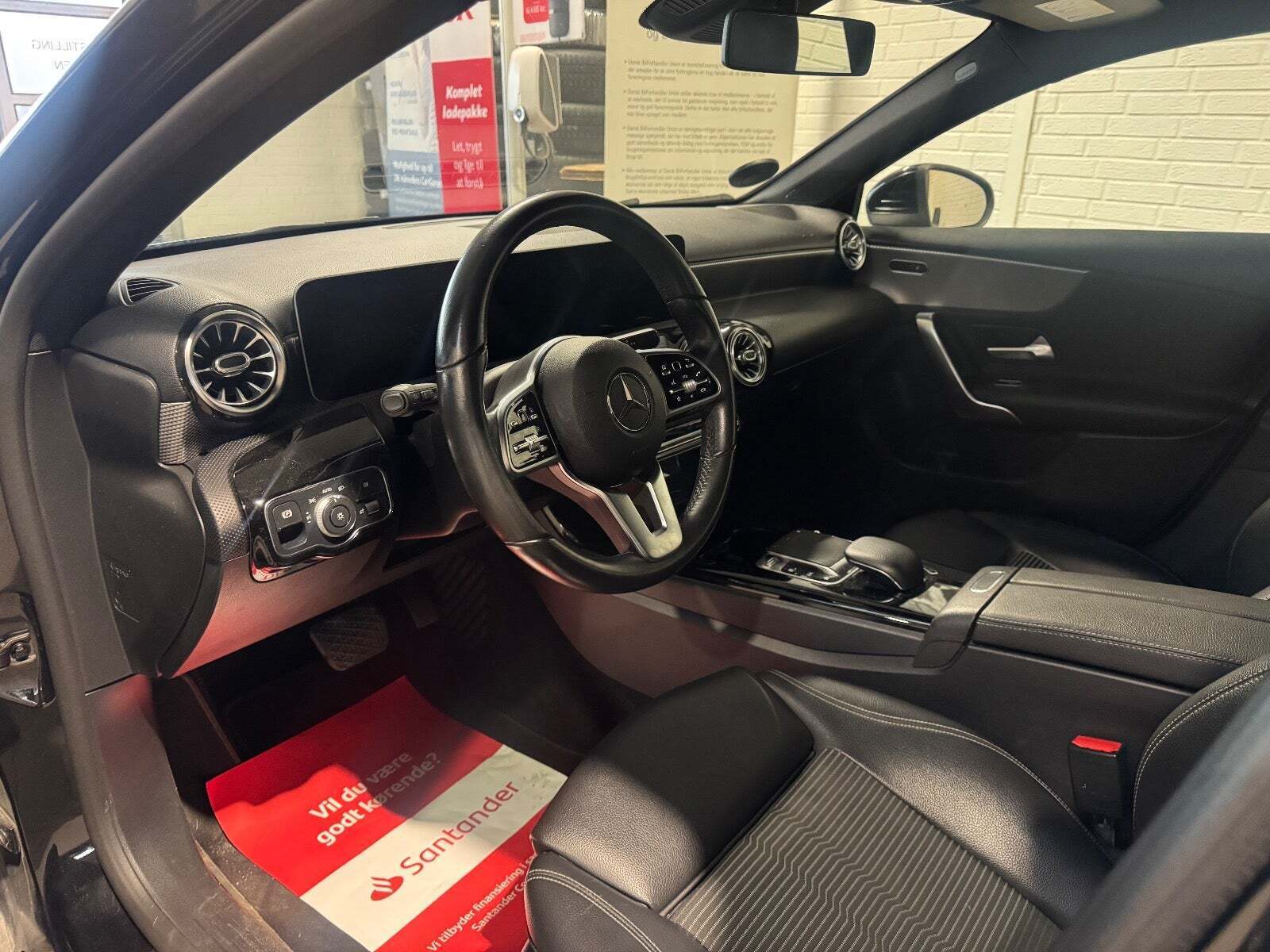 Mercedes A200 1,3 Progressive Premium aut.