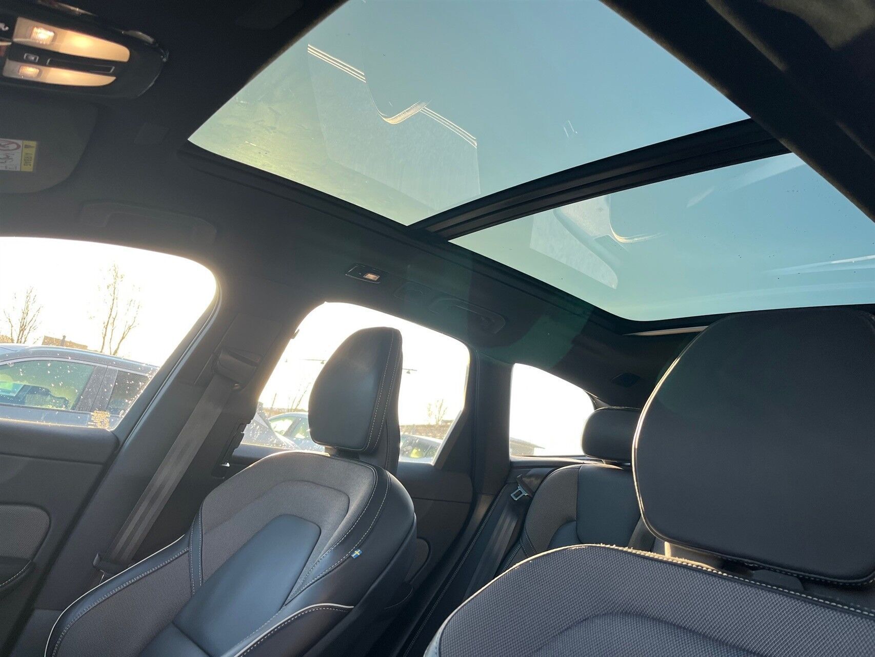 Volvo XC60 2,0 T6 Recharge  Plugin-hybrid R-design AWD 350HK 5d 8g Aut.