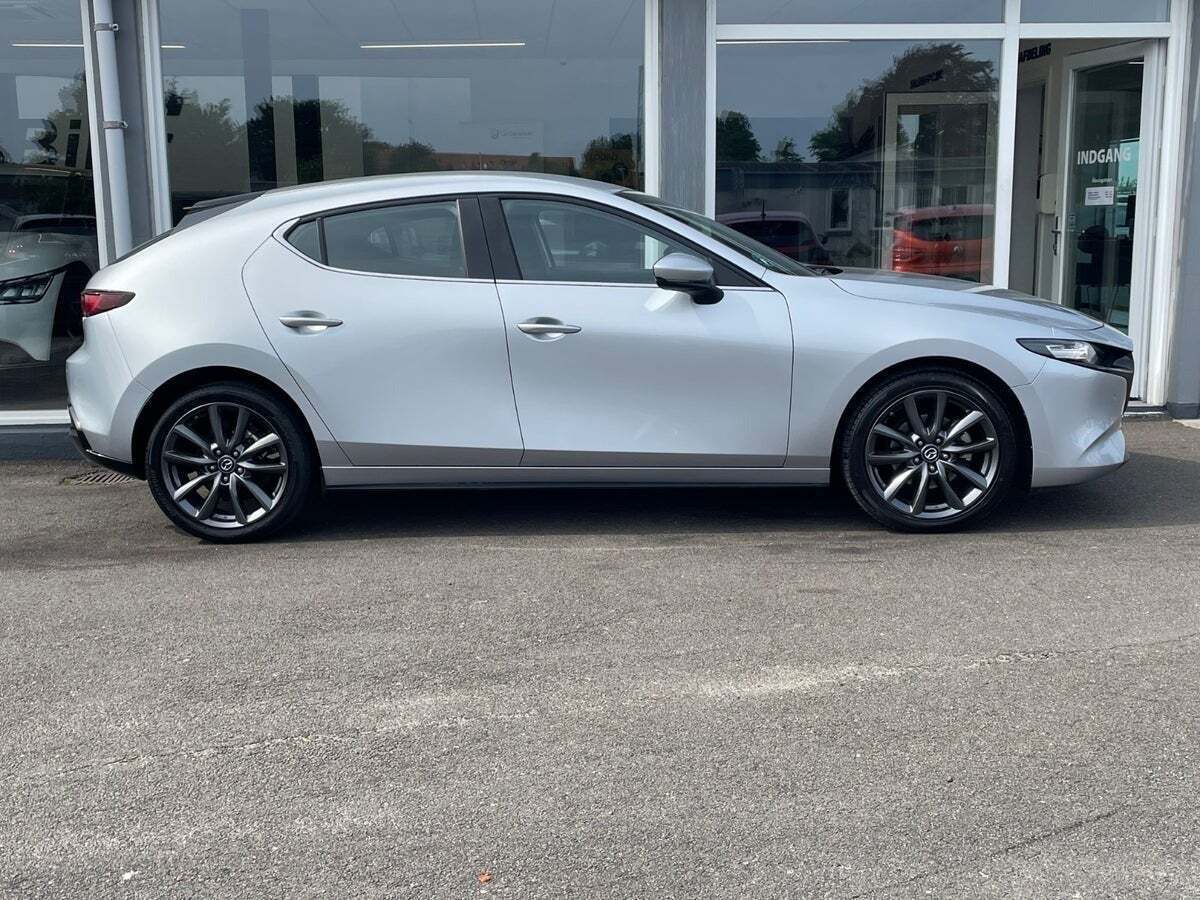 Mazda 3 1,8 SkyActiv-D 116 Sky aut.